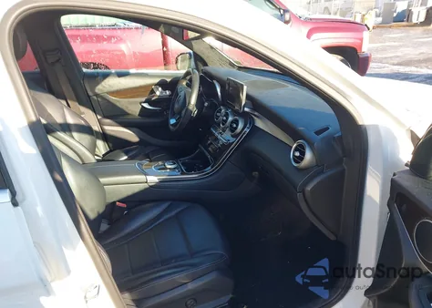 2018 Mercedes-Benz Glc 300 from USA, damaged, VIN WDC0G4JB7JF307306